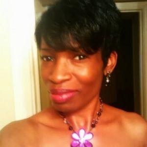 Meet your Posher, Sonya